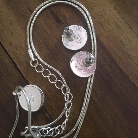 Silver- and Bronze-Tone Earrings & Necklace - Picture 4 of 7